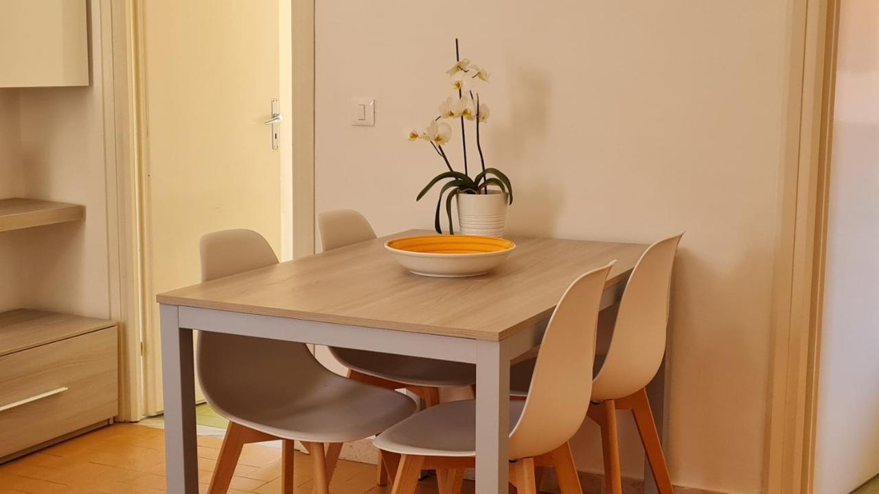 Appartement La Casa Di Delia à Marciana Marina  Extérieur photo