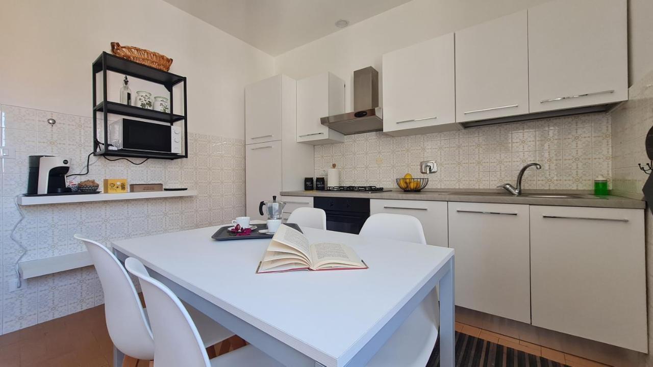 Appartement La Casa Di Delia à Marciana Marina  Extérieur photo